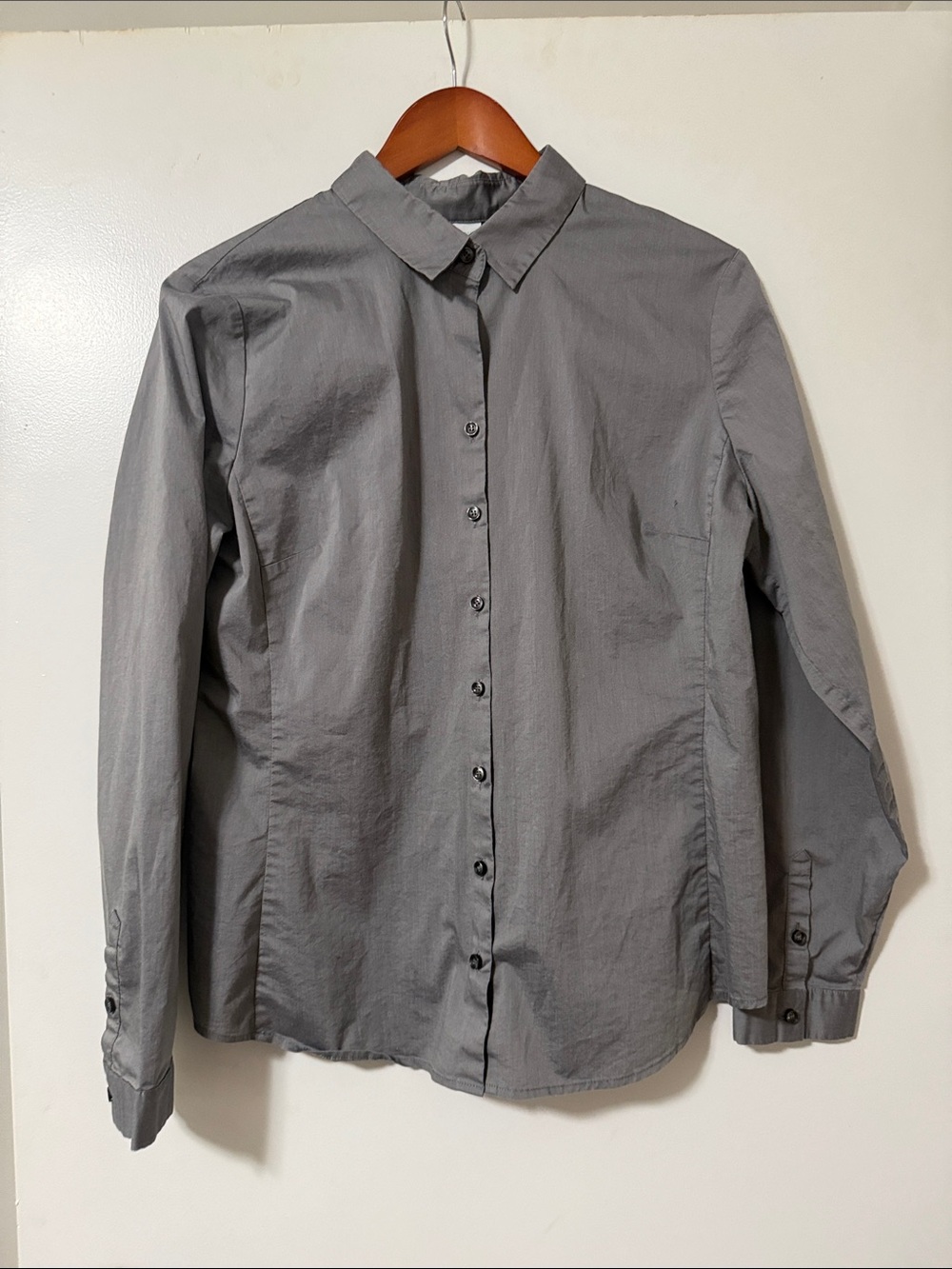 New York & Company Womens Gray Button-Down Shirt
